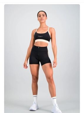 Burnt Active wear Sport Bra and Bike Shorts with Front Zip
